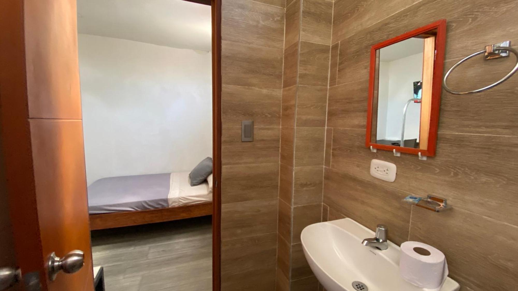 Hotel Amazonas Magic à Leticia Extérieur photo
